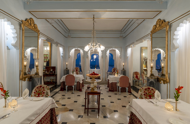 m_048_Paantya_Restaurant_Shiv_Niwas_Palace