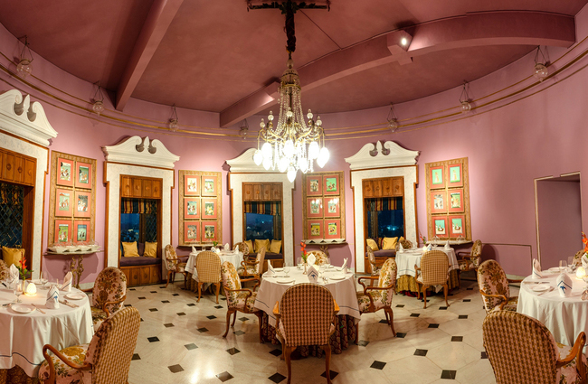 m_051_Paantya_Restaurant_Shiv_Niwas_Palace